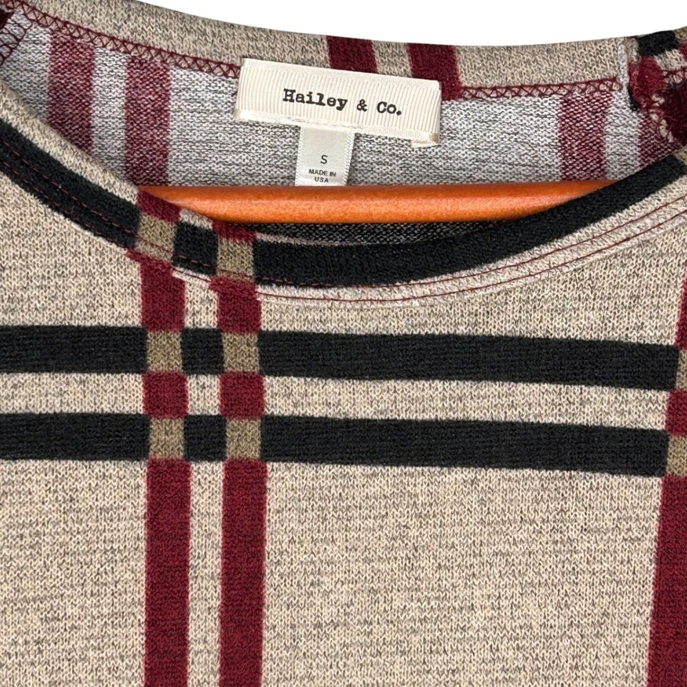 Hailey & Co Brown Red Plaid Sweater w/Pockets Elbow Patch Women's Small NWOT - Picture 2 of 5
